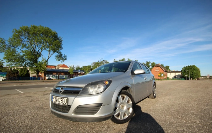 Opel Astra cena 10900 przebieg: 264465, rok produkcji 2006 z Tuchola małe 466